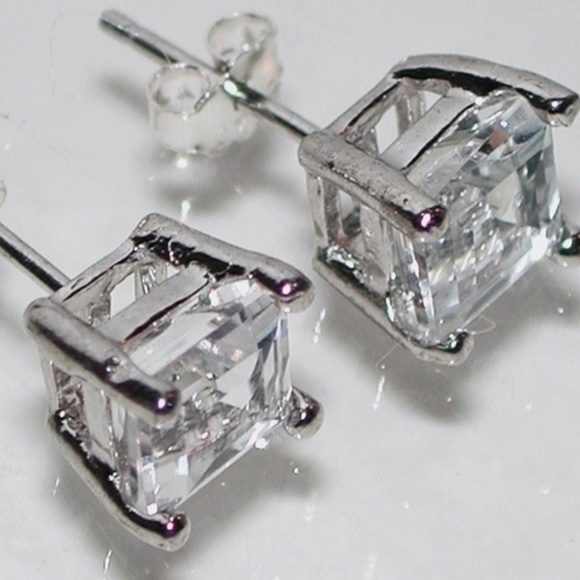 Sterling Silver Jewelry - 1.50CTW Princess Cut Diamond Stud Earrings